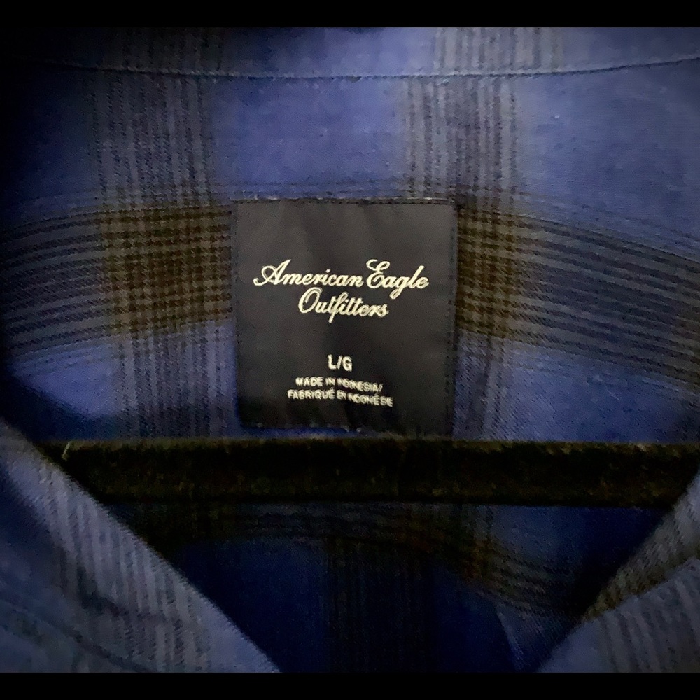 American Eagle Lightweight Button Down Flannel - image 3